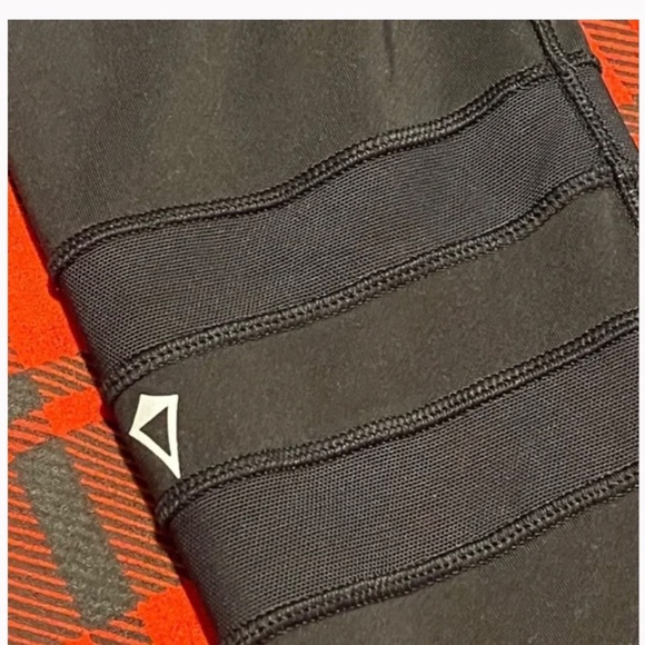 Ivivva By Lululemon Rhythmic Tight Se Mesh Stripe Leggings Size 12 Black Dance - Picture 10 of 10
